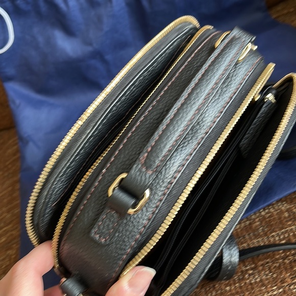 Dooney & Bourke Black Belvedere Ambler Pebbled Leather Crossbody Bag - Picture 5 of 9